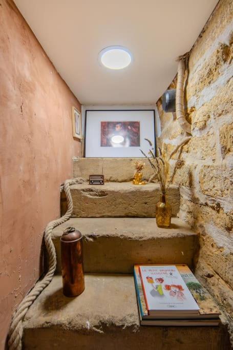 La Eximia Avec Patio - Parking Souterrain Inclus - Centre Historique Apartment *