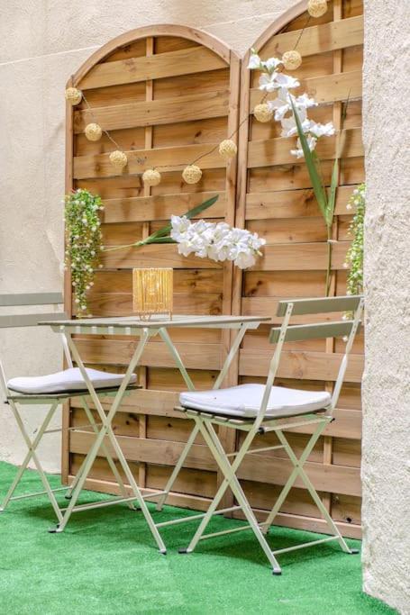 Appartement La Eximia Avec Patio - Parking Souterrain Inclus - Centre Historique